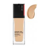 Sugárzó Alapozó - Shiseido Synchro Skin Radiant Lifting Fundation SPF 30, árnyalata 210 Birch, 30 ml