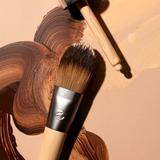sminkecset-az-alapoz-felvitel-hez-eco-tools-classic-alapoz-kefe-1-db-4.jpg